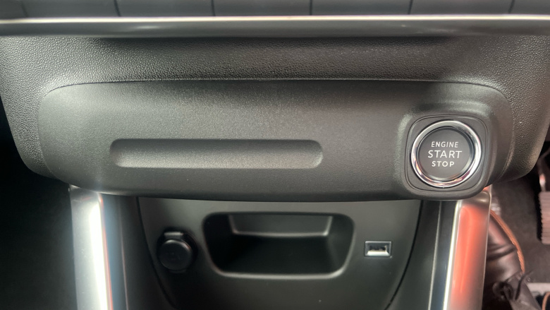 Citroen C3 Aircross 1.2 PureTech 110 Shine 5dr Petrol Hatchback